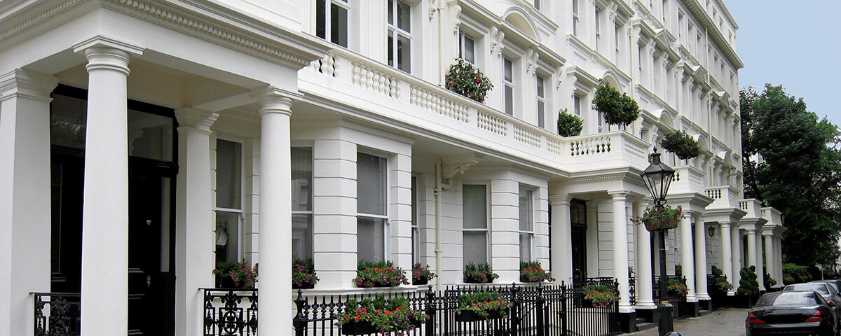 Exterior painting services in London